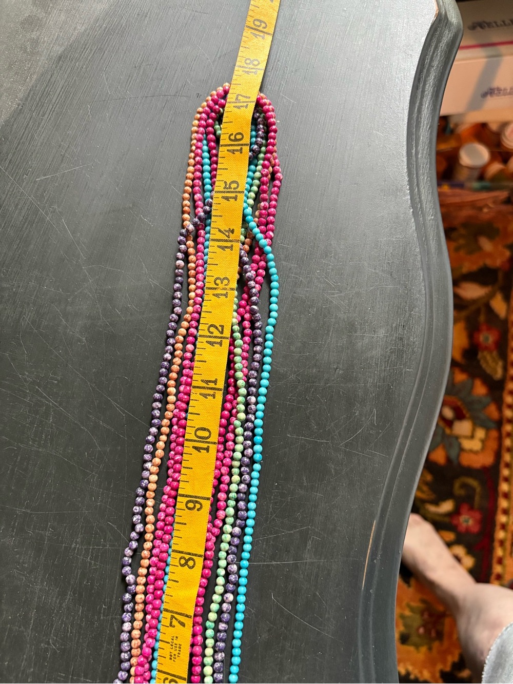 Multi-Color Beaded Strand Necklace with Goldtone shell shaped Clasp. - Picture 3 of 3